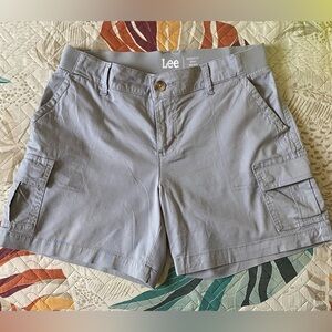 Regular fit cargo grey shorts